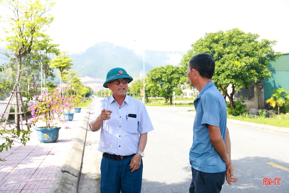 Ông tổ trưởng tổ dân phố "vẽ" bức tranh ấm no trên vùng đất tái định cư