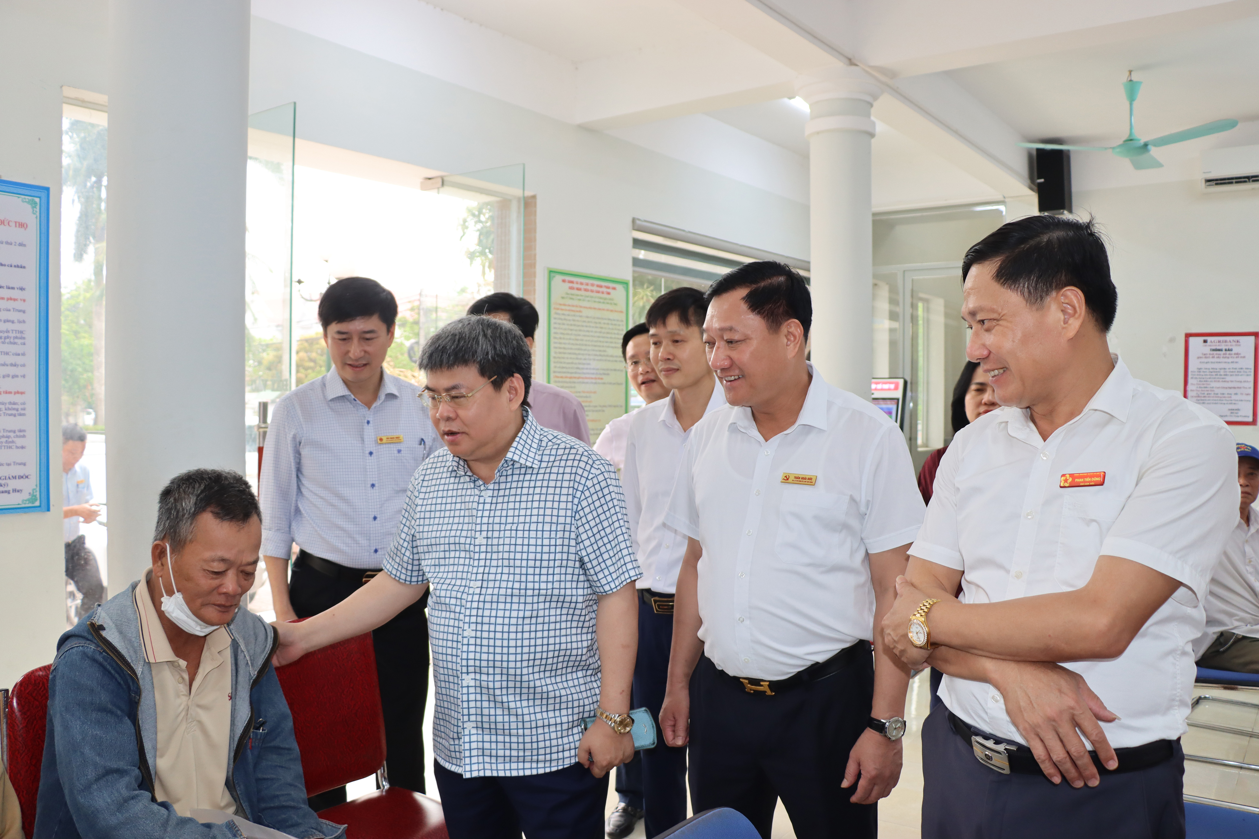 Đoàn kiểm tra, giám sát số 24 của Bộ Chính trị, làm việc với Đảng ủy xã Đức Thọ - Hà Tĩnh