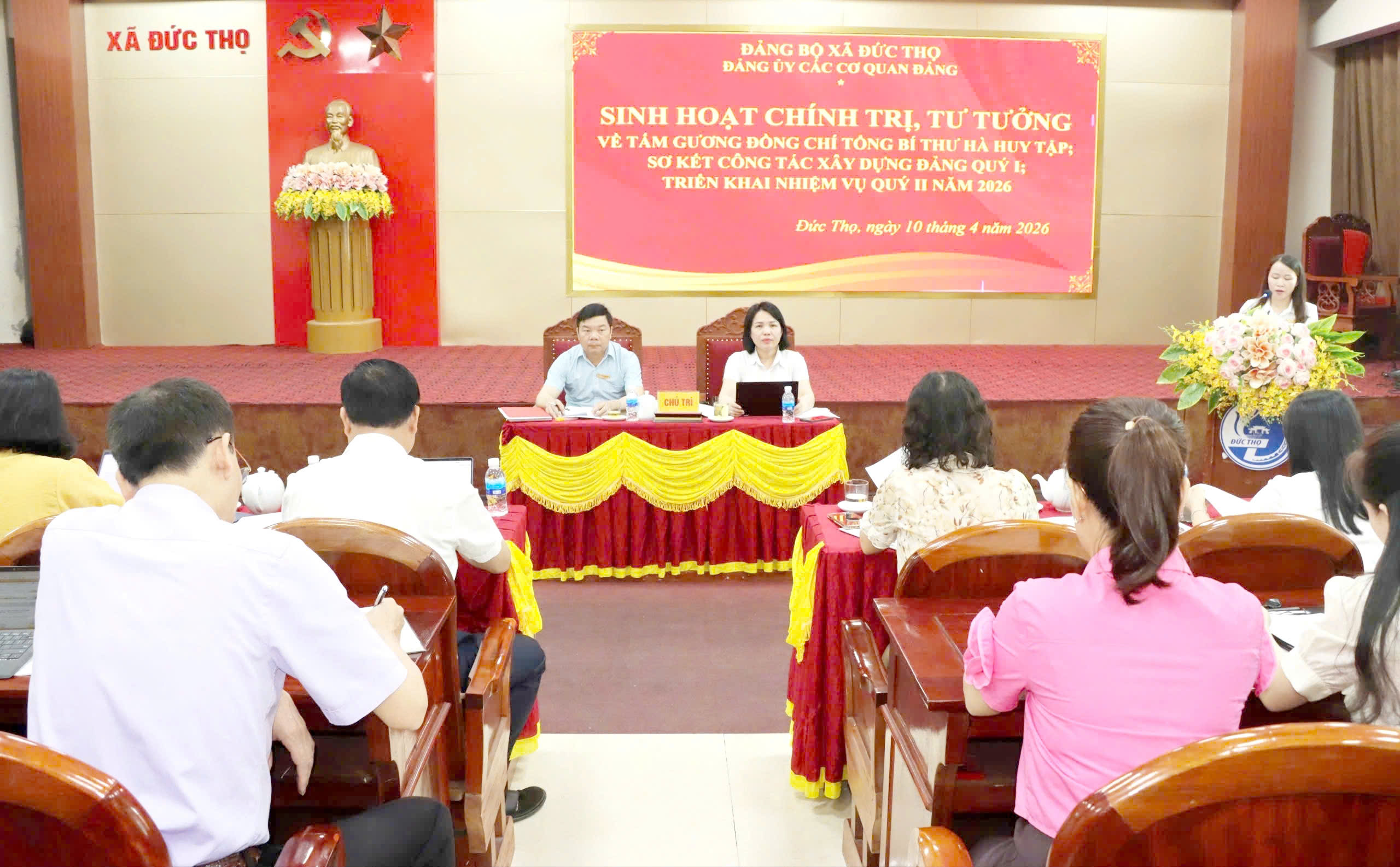 Xã Đức Thọ Đảng ủy các cơ quan Đảng: Sinh hoạt chuyên đề về tấm gương Tổng Bí thư Hà Huy Tập và sơ kết công tác Đảng Quý I/2026