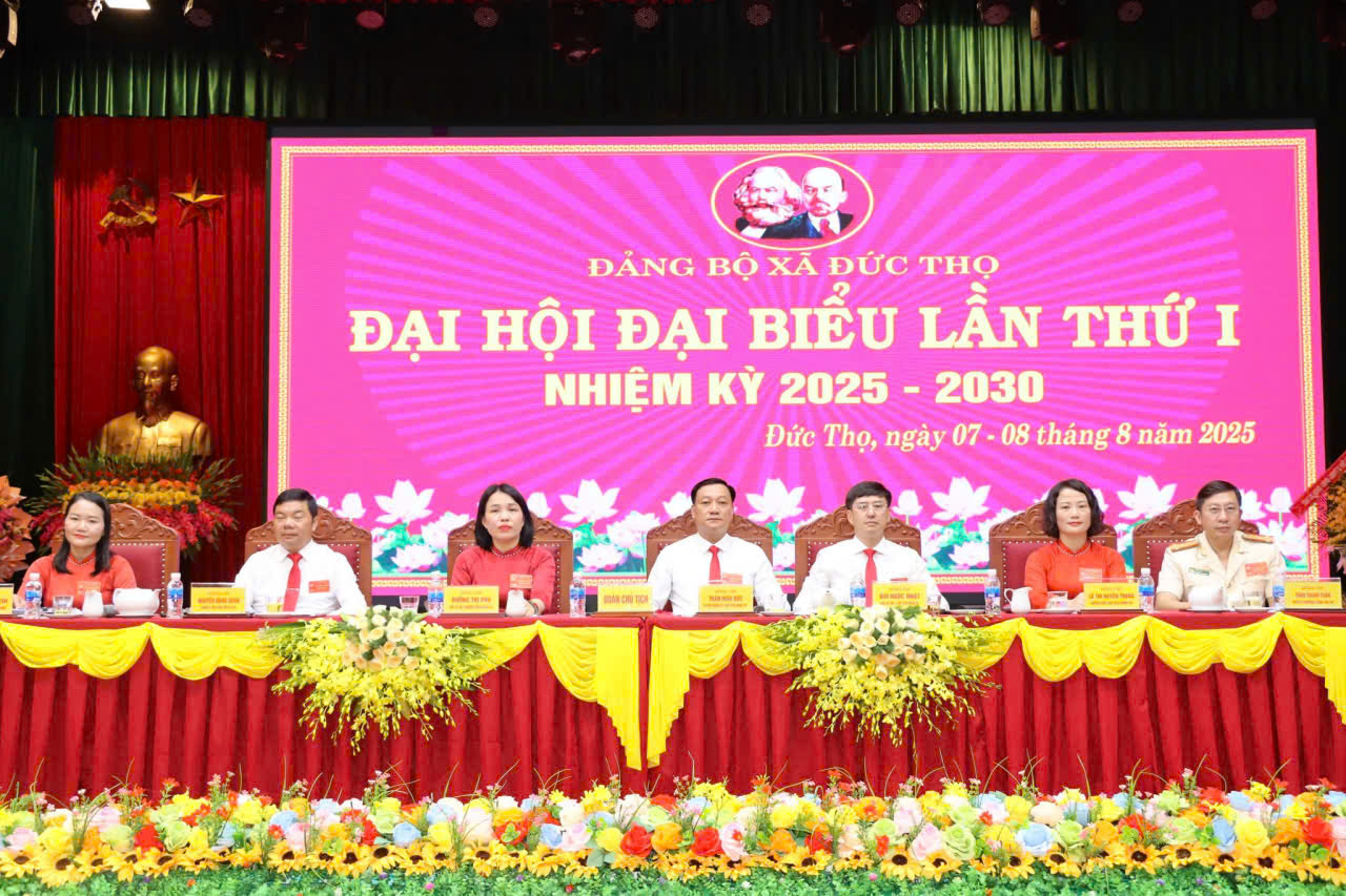 Chủ tịch UBND tỉnh Võ Trọng Hải dự Đại hội đại biểu Đảng bộ xã Đức Thọ lần thứ I, nhiệm kỳ 2025 - 2030.