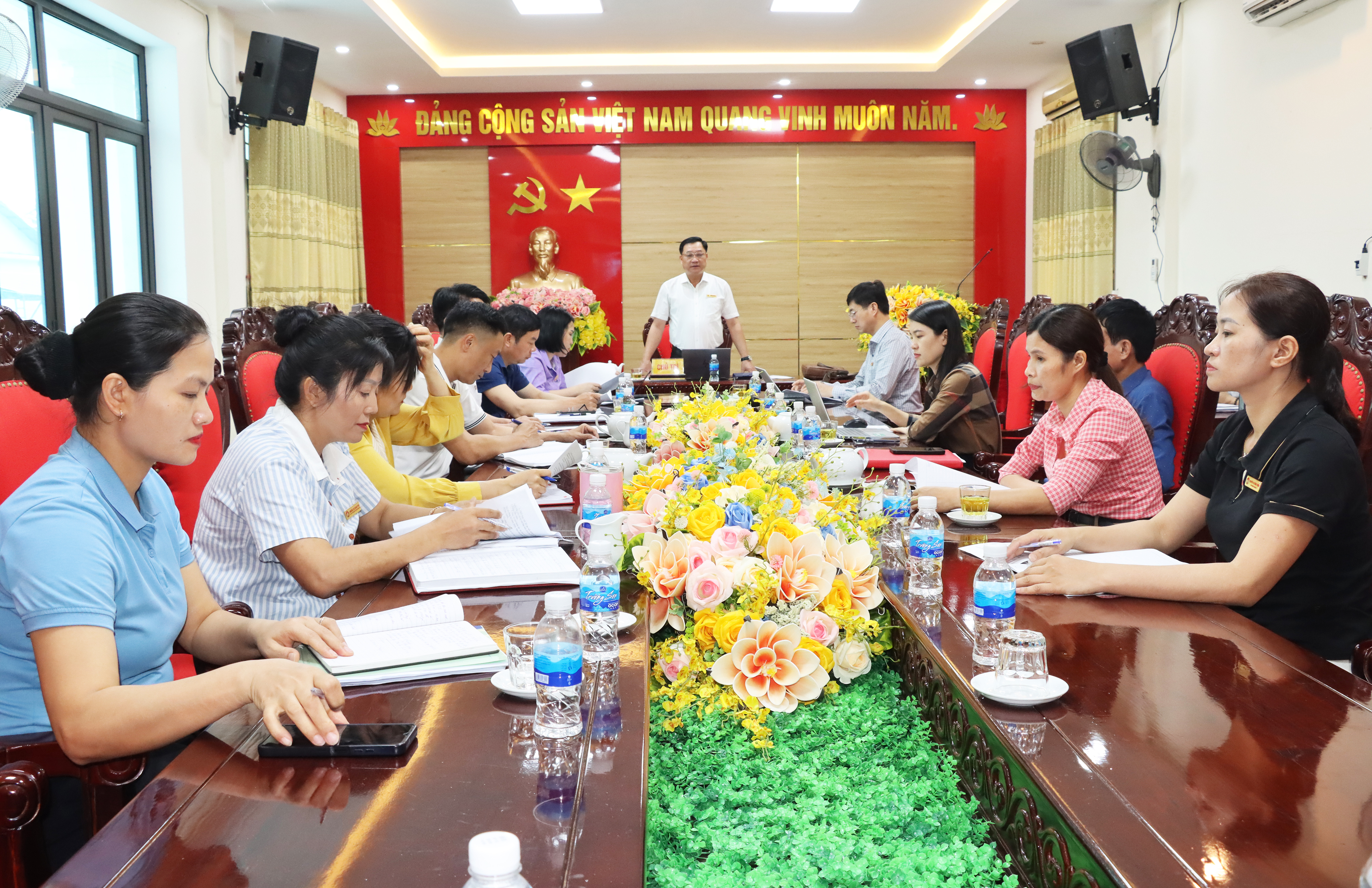 Thường trực Đảng ủy xã Đức Thọ tổ chức làm việc với Ủy ban MTTQ, các tổ chức chính trị - xã hội xã. 