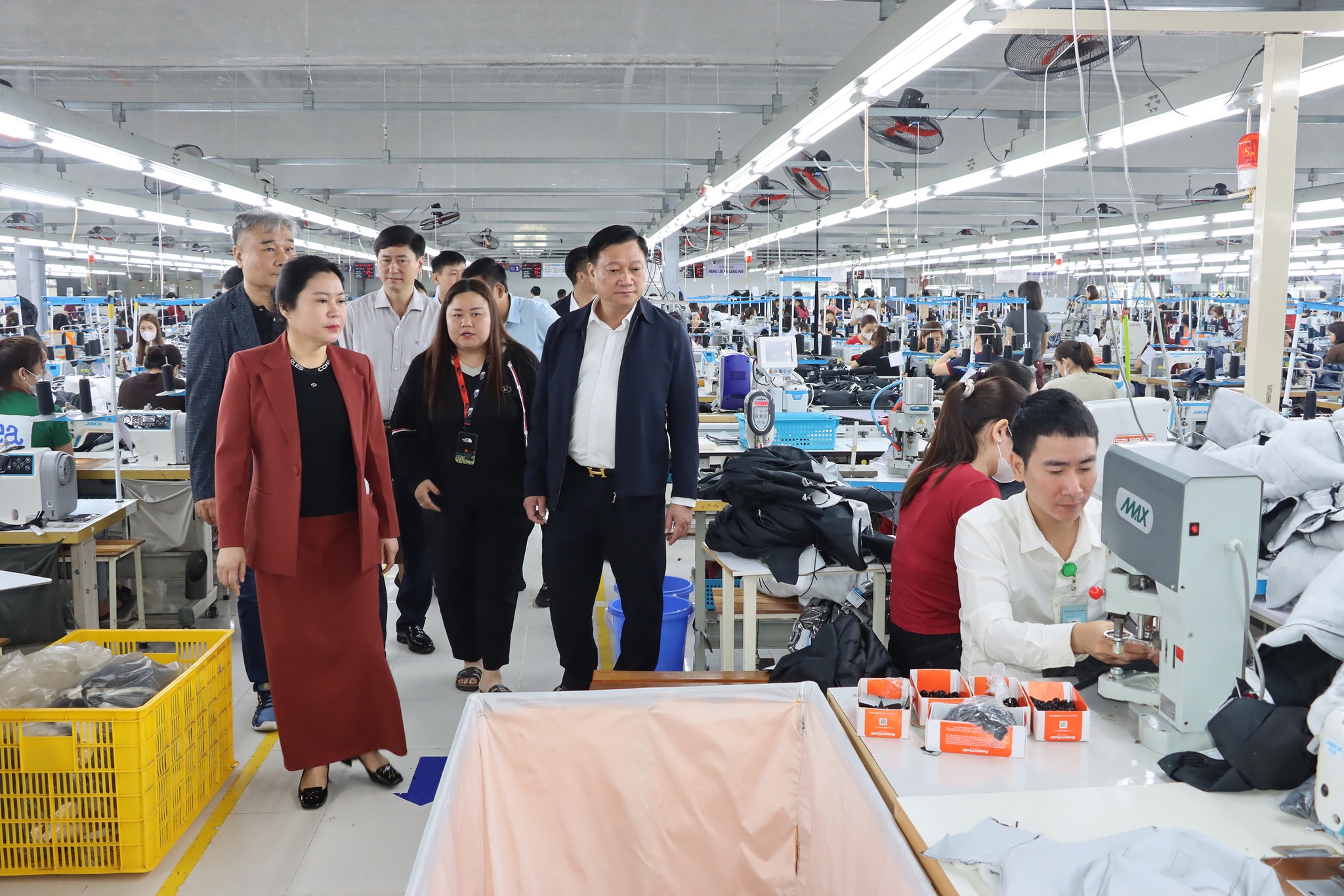 Xã Đức Thọ: Gần 2.000 lao động phấn khởi trở lại làm việc sau kỳ nghỉ Tết.