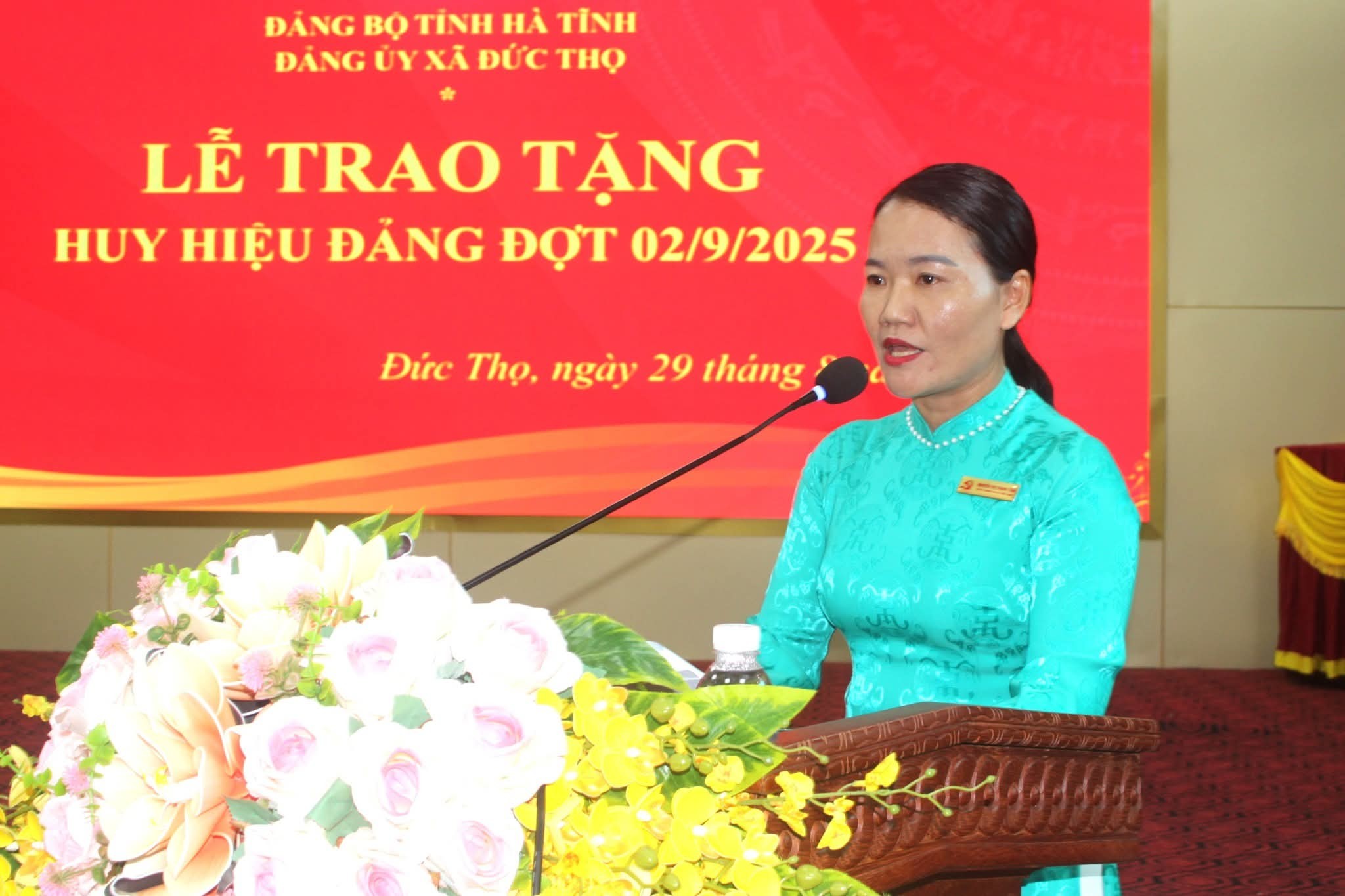 Xã Đức Thọ trao Tặng  Huy Hiệu Đảng dịp 02/09 cho 91 Đảng viên.