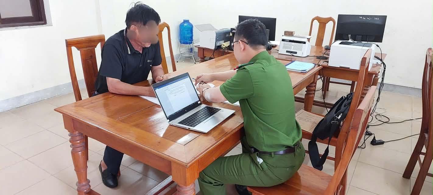 Xử phạt 7,5 triệu đồng người xúc phạm lãnh đạo, chính quyền xã trên facebook