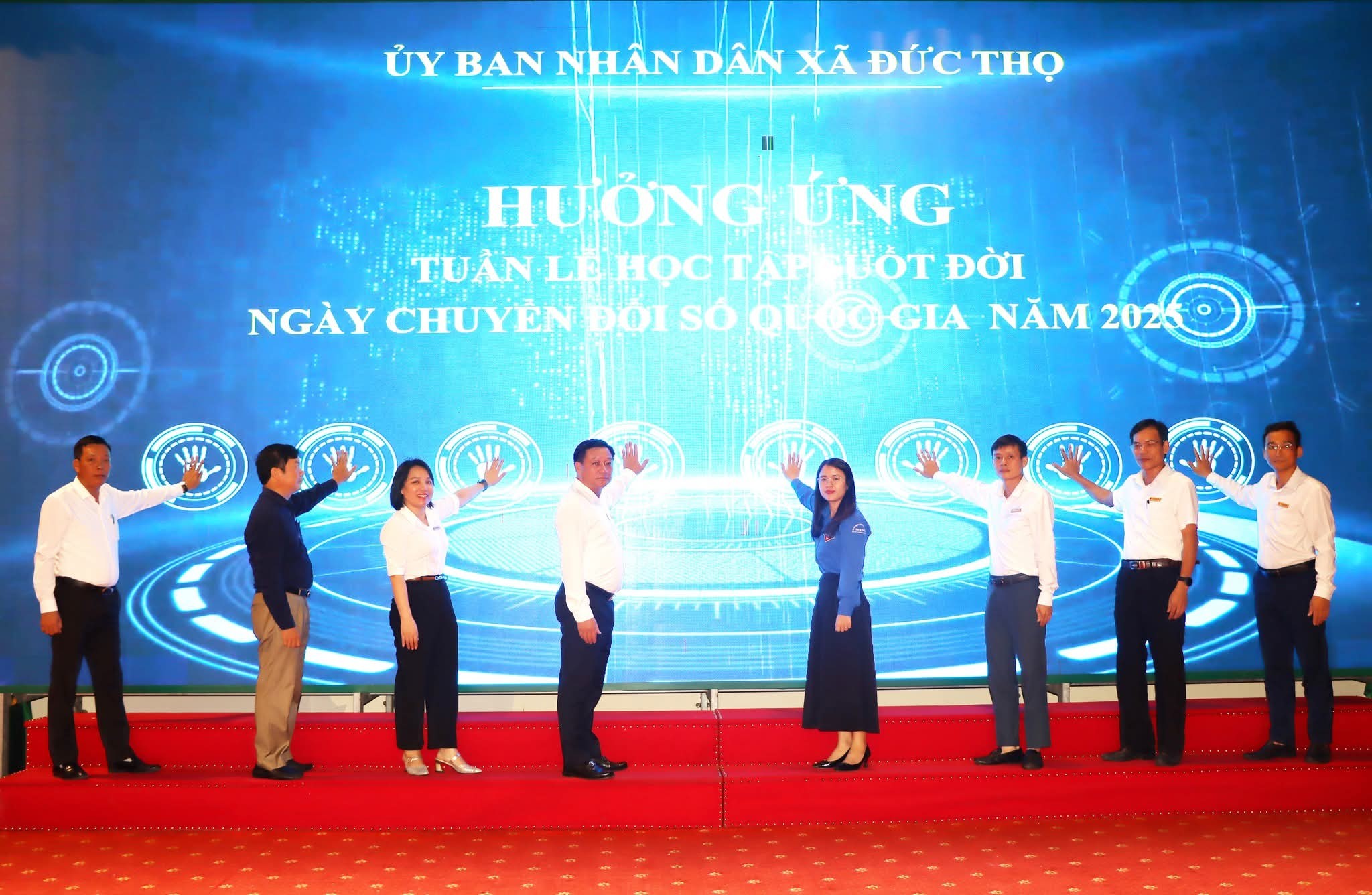 Phát động hưởng ứng Tuần lễ “Học tập suốt đời” năm 2025 và Hưởng ứng ngày chuyển đổi số Quốc gia (10/10)