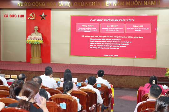 Đức Thọ tổ chức các điểm cầu Hội nghị học tập, quán triệt và triển khai thực hiện các nghị quyết, chỉ thị của Trung ương và của tỉnh. 