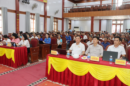 Ủy ban Mặt trận Tổ quốc xã Đức Thọ: 6 tháng đầu năm, khởi công xây dựng 15 nhà ở; tổ chức trao 1.783 suất quà. 