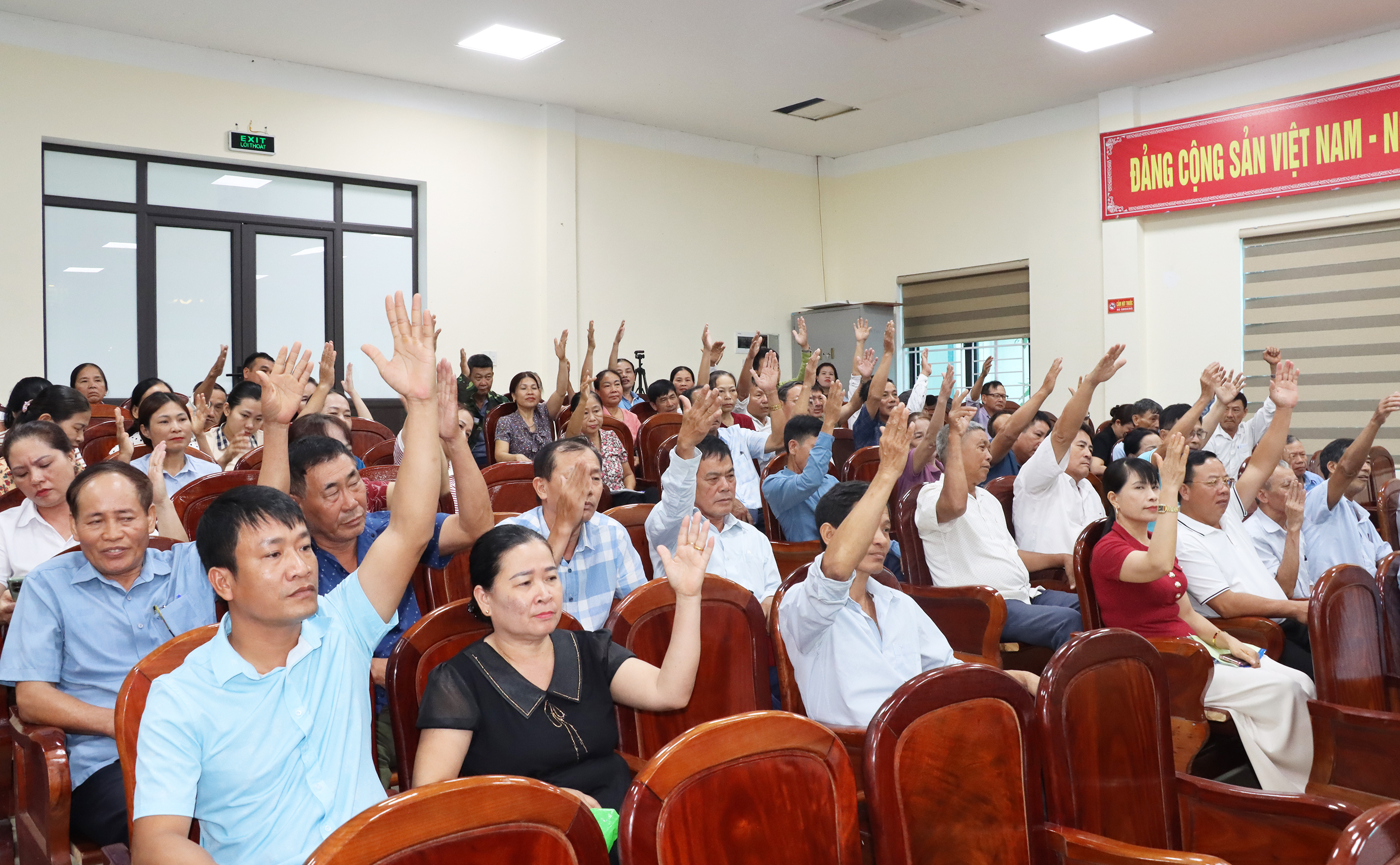 Xã Đức Thọ: Triển khai lấy ý kiến Nhân dân về phương án sắp xếp, tổ chức, đặt tên thôn trên địa bàn xã.