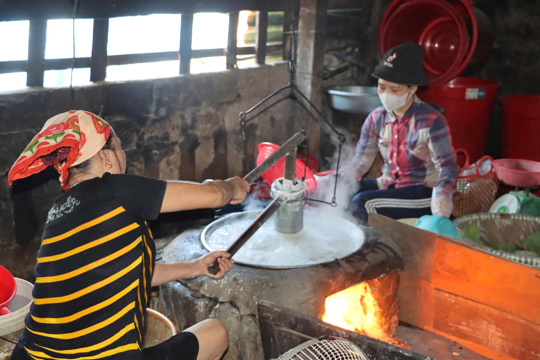 Người làm “Bún Đức Thọ” giữ nghề truyền thống.
