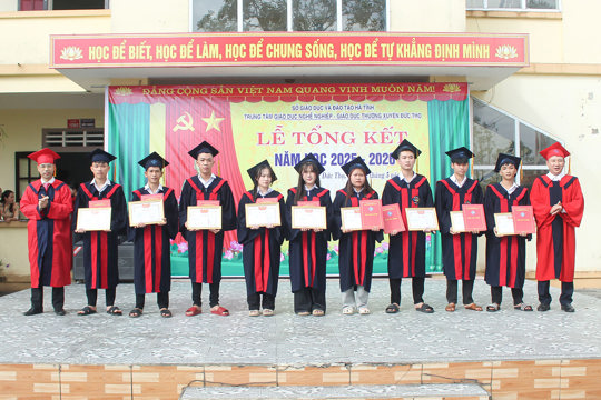 Trung tâm GDNN – GDTX Đức Thọ tổng kết 2025 - 2026 