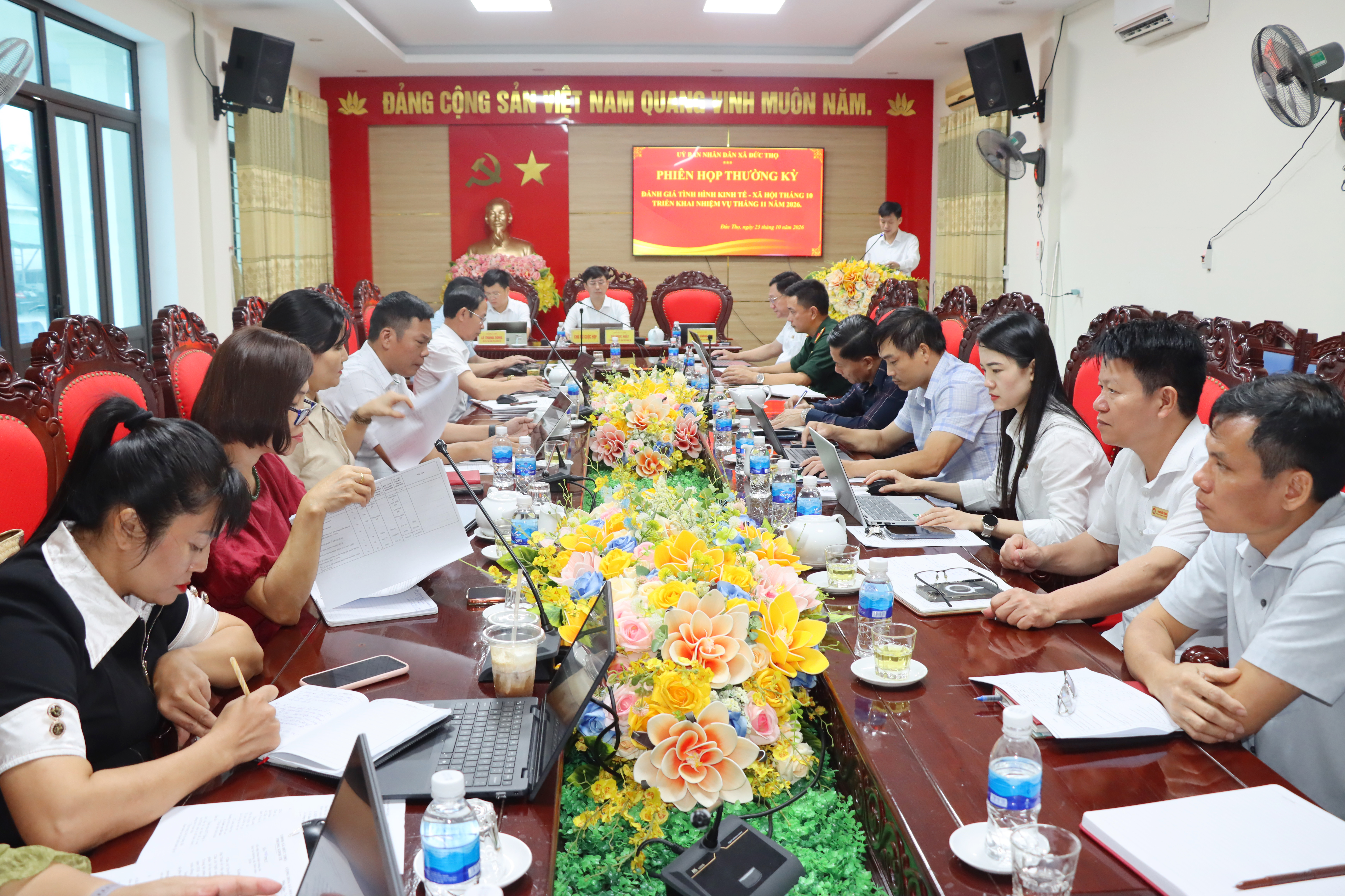 UBND xã Đức Thọ đánh giá tình hình phát triển kinh tế - xã hội, quốc phòng - an ninh tháng 10, triển khai nhiệm vụ tháng 11 năm 2026.