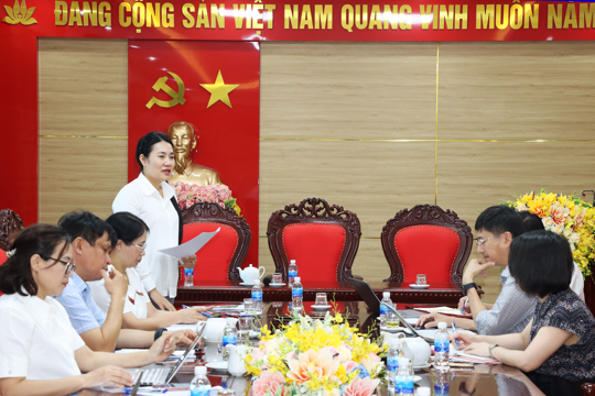 Thường trực HĐND tỉnh Hà Tĩnh khảo sát tình hình triển khai thực hiện việc sắp xếp, sáp nhập thôn tại xã Đức Thọ.