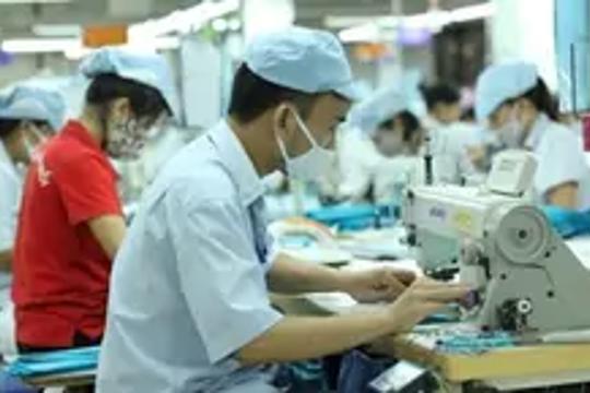 Người sử dụng lao động trả lương chậm có thể bị phạt tới 50 triệu đồng từ 10/9