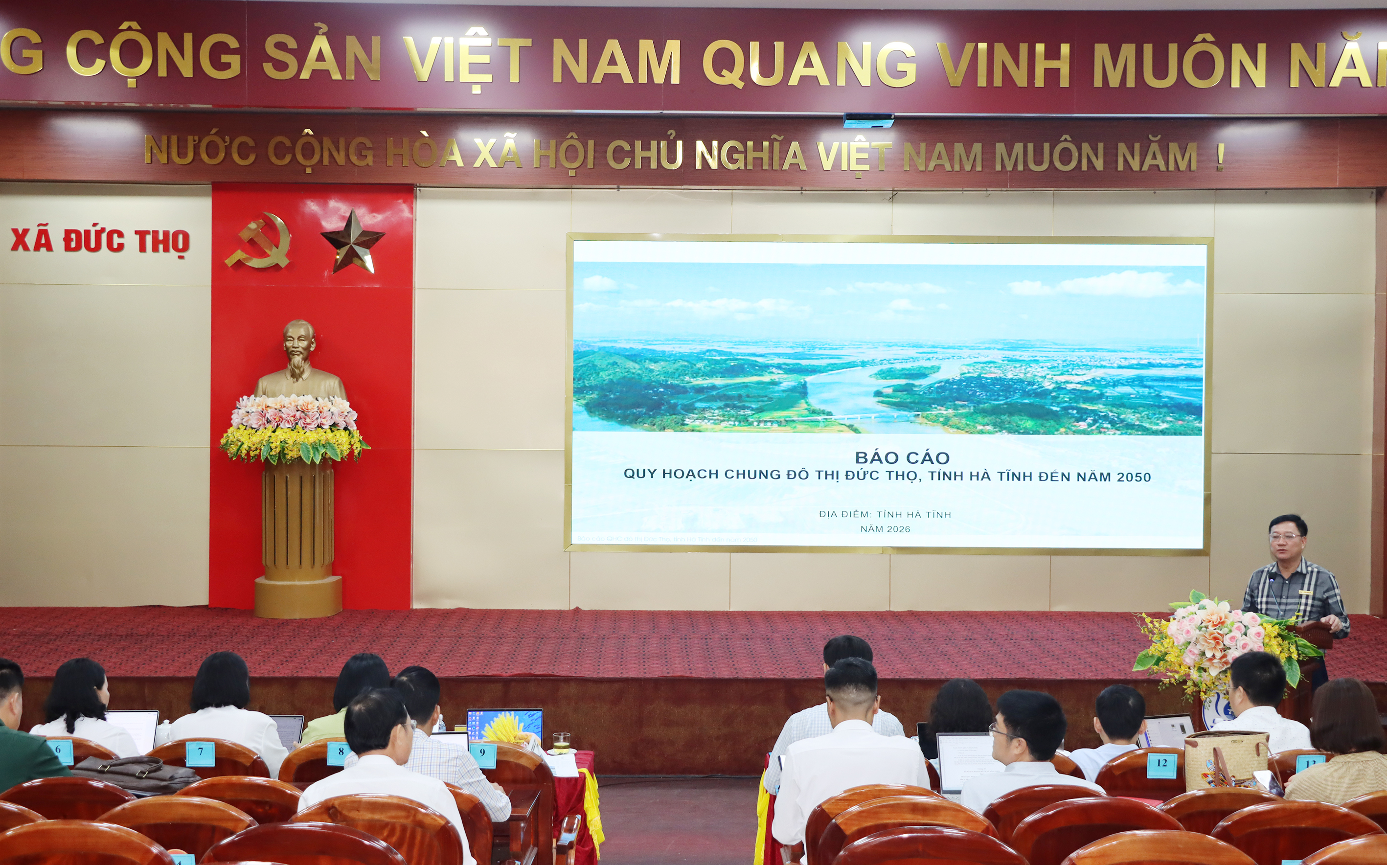 Xã Đức Thọ nghe báo cáo, cho ý kiến về Đồ án Quy hoạch chung đô thị Đức Thọ đến năm 2050