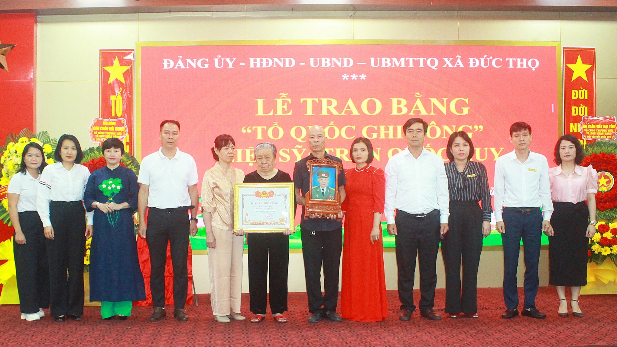 Xã Đức Thọ: Tổ chức lễ trao tặng bằng tổ quốc ghi công liệt sĩ Trần Quốc Huy  