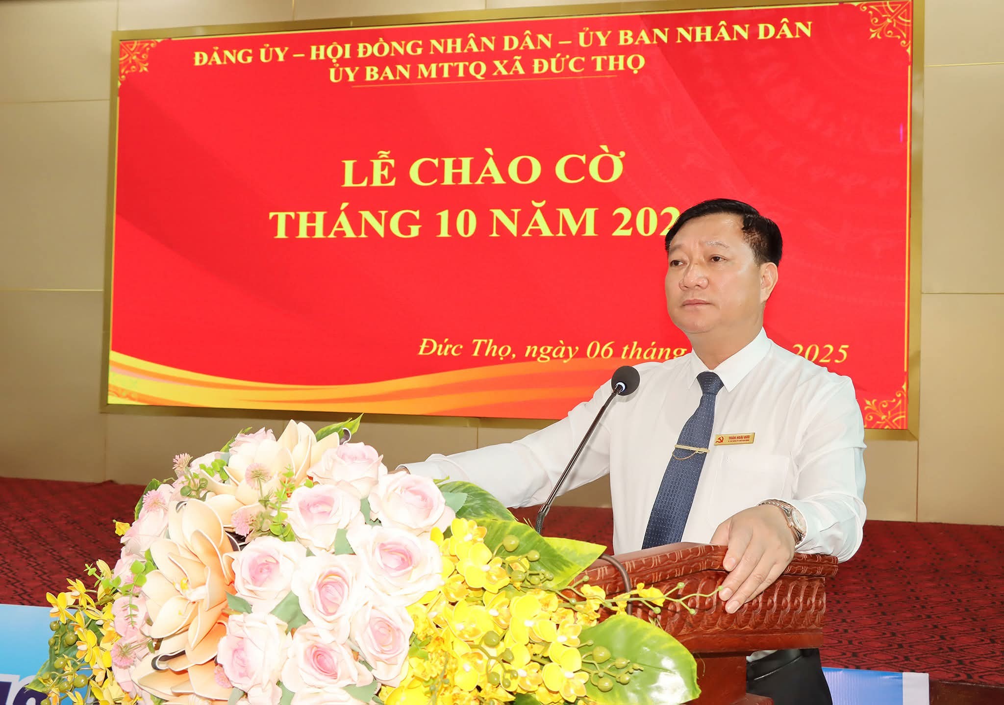 XÃ ĐỨC THỌ TỔ CHỨC LỄ CHÀO CỜ THÁNG 10 VÀ TRIỂN KHAI NHIỆM VỤ QUÝ IV