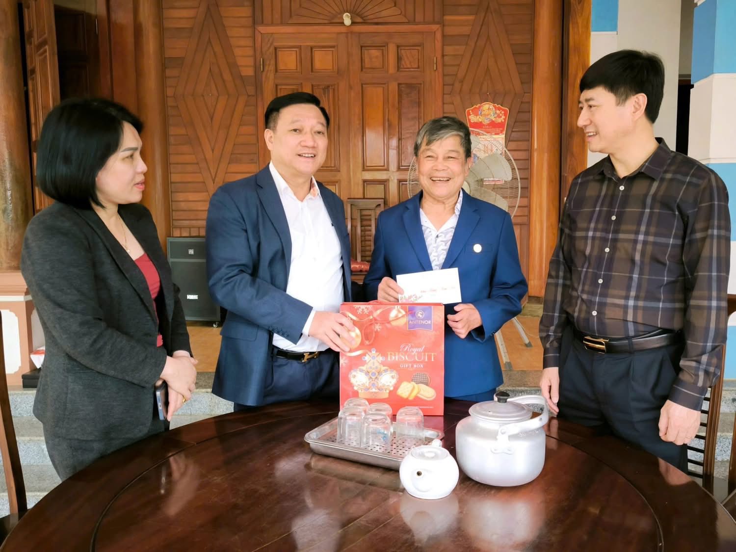 Xã Đức Thọ chăm lo công tác an sinh xã hội dịp tết Nguyên đán Bính ngọ 2026. 