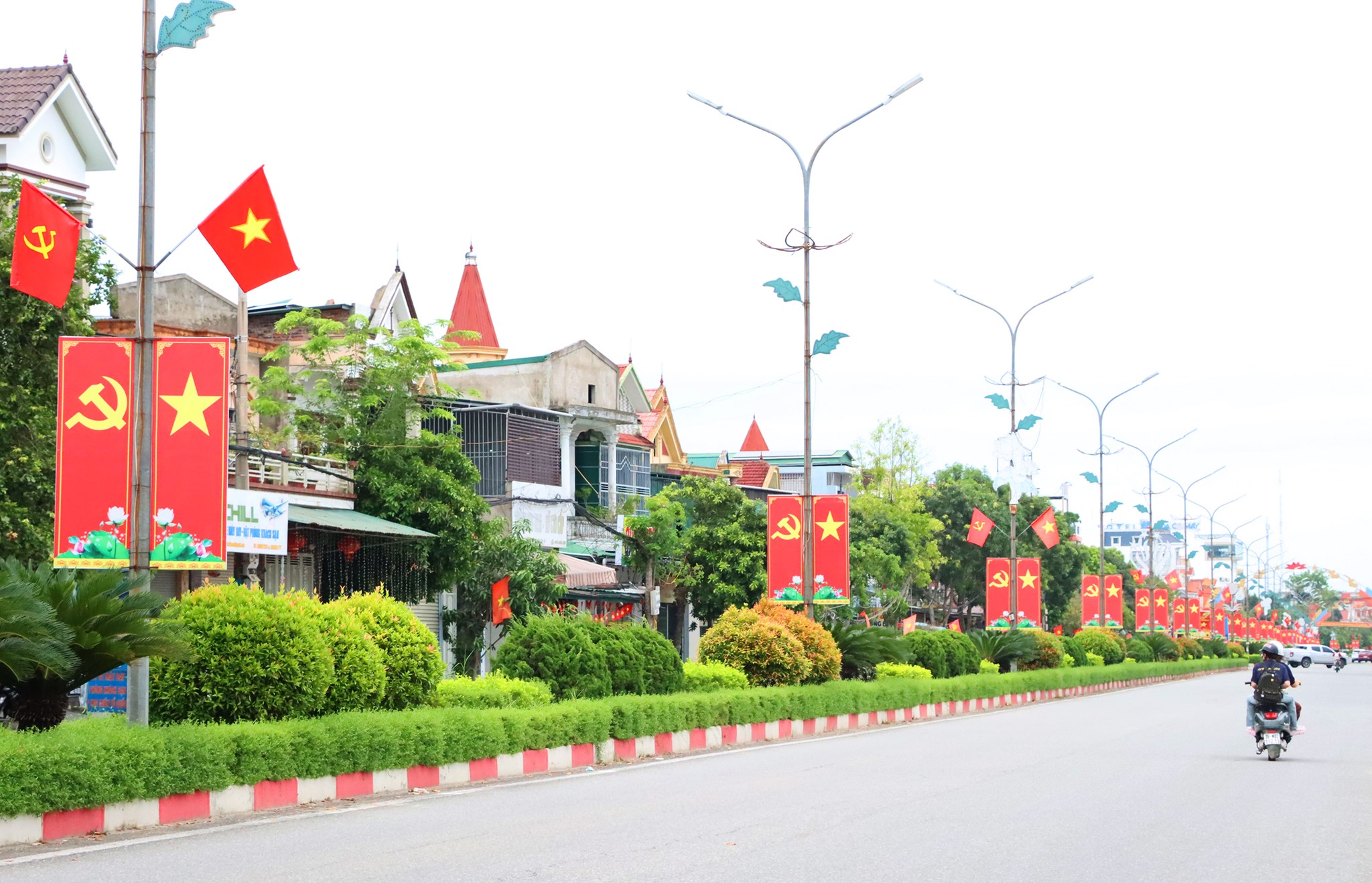Xã Đức Thọ: Sôi nổi thực hiện các công trình, phần việc chào mừng 120 năm ngày sinh Tổng Bí thư Hà Huy Tập.