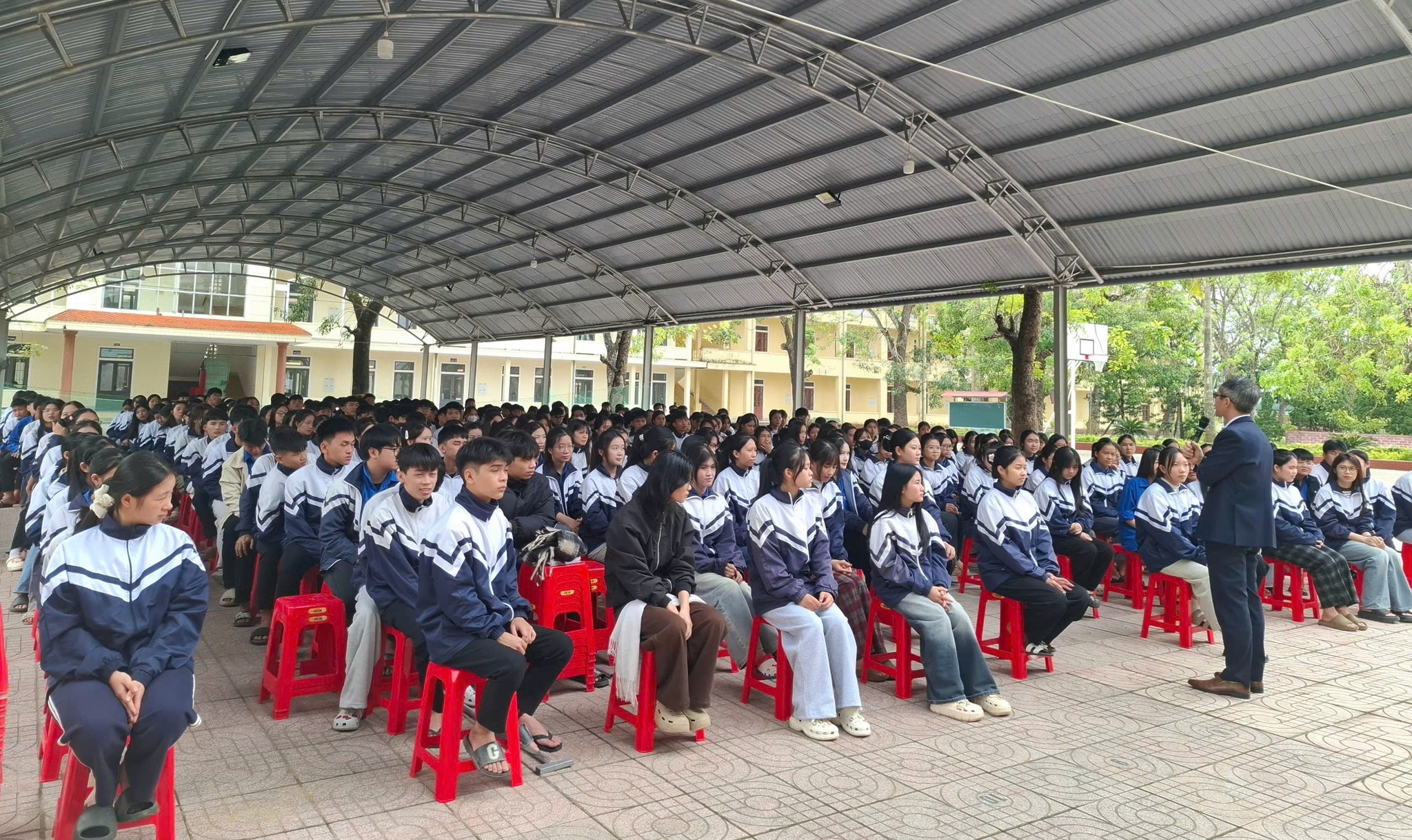 Tổ chức lớp bồi dưỡng chuyên đề “Chủ nghĩa yêu nước Việt Nam và giáo dục đạo đức cách mạng trong thời kỳ mới”