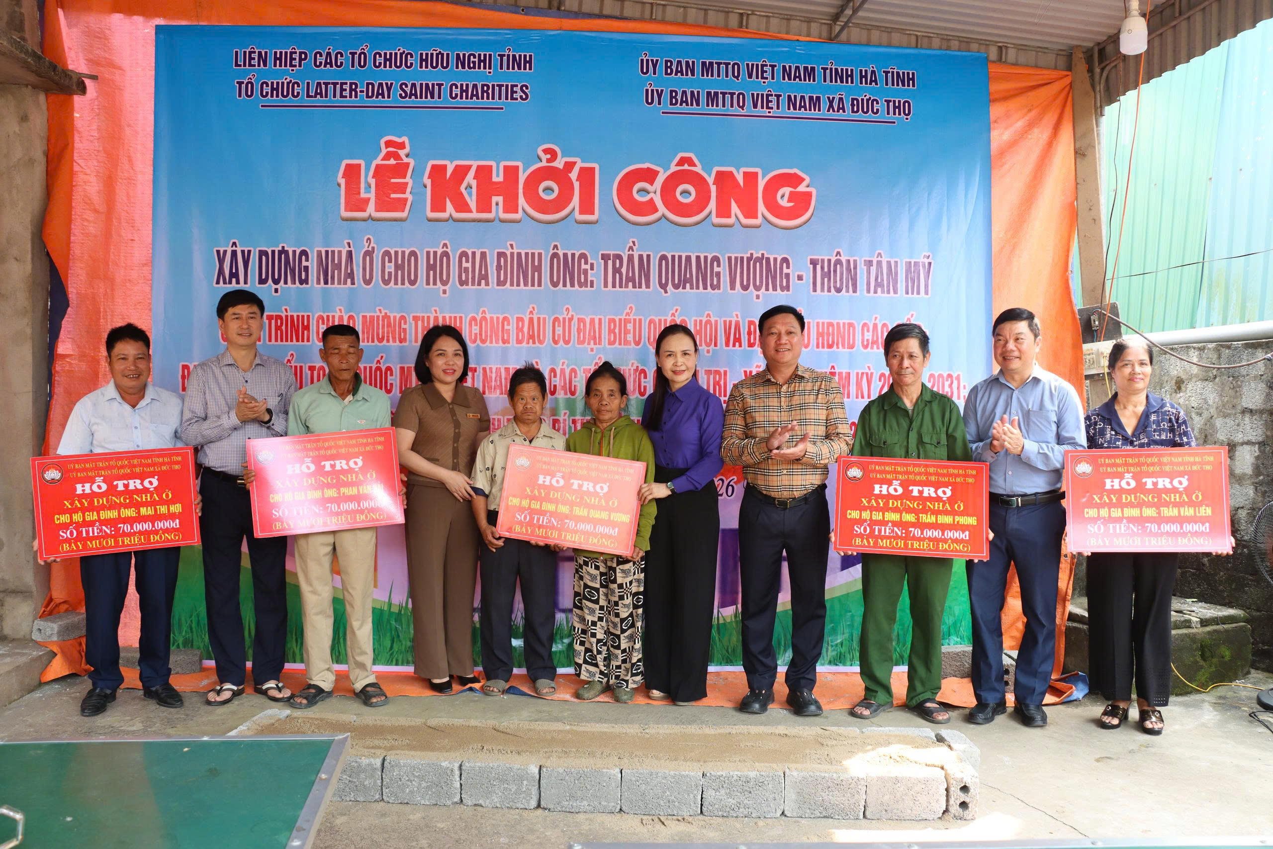 Đức Thọ khởi công xây dựng nhà Đại đoàn kết cho hộ có hoàn cảnh đặc biệt khó khăn